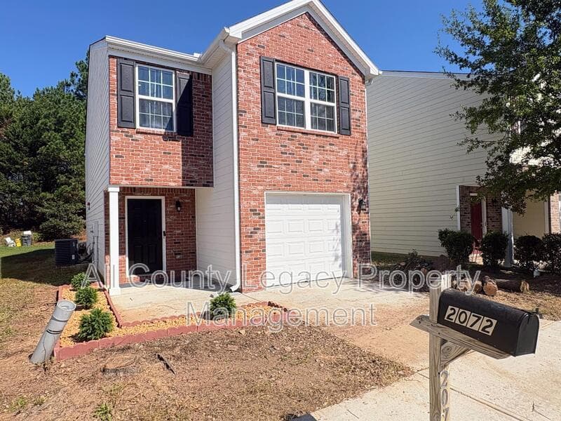 Conyers House: 2072 Belmont Cir
