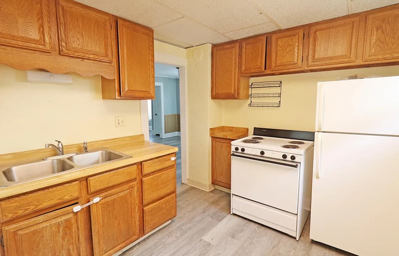 Sheboygan Falls House: 738 Broadway Street