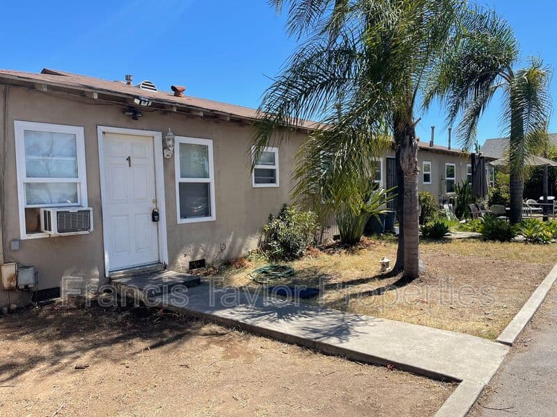 Escondido Condo: 741 S Escondido Blvd