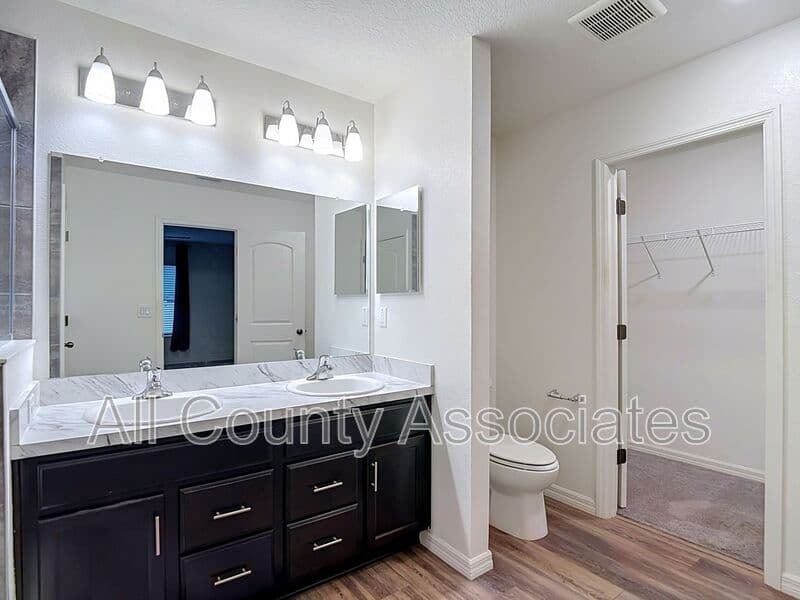 Hudson House: 12542 Achasta Blvd