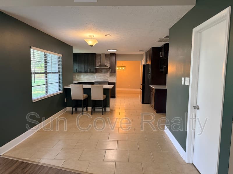 Brandon House: 4017 Paddlewheel Dr