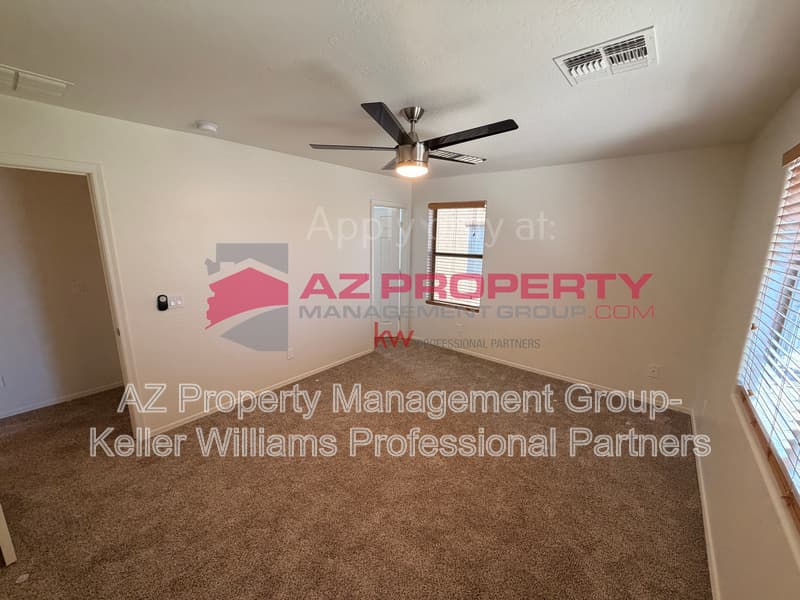 Buckeye House: 24733 W Vista Norte St