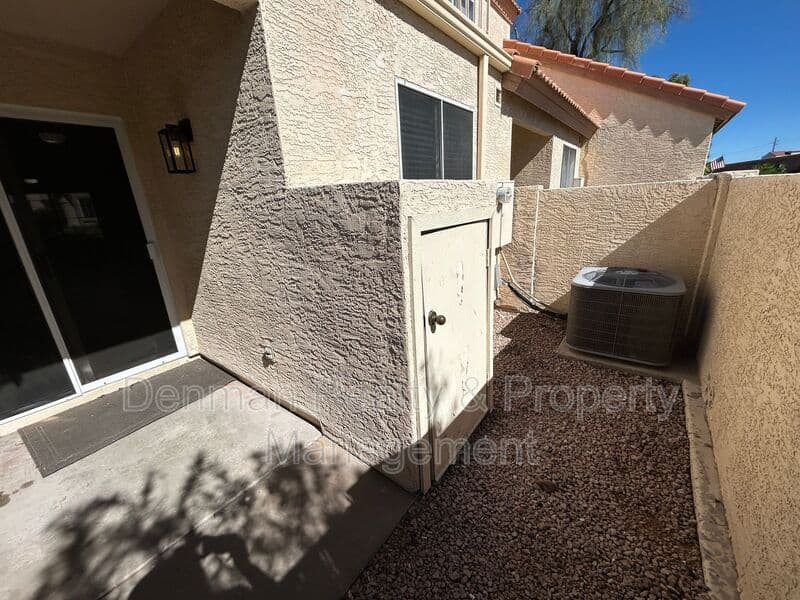 Mesa House: 5808 E. Brown Road