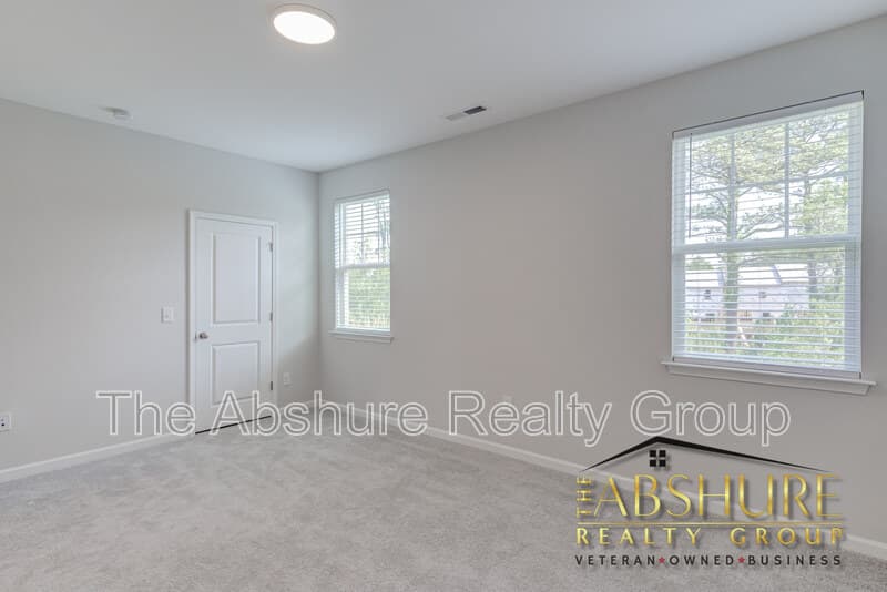 Durham Condo: 1053 Commack Drive