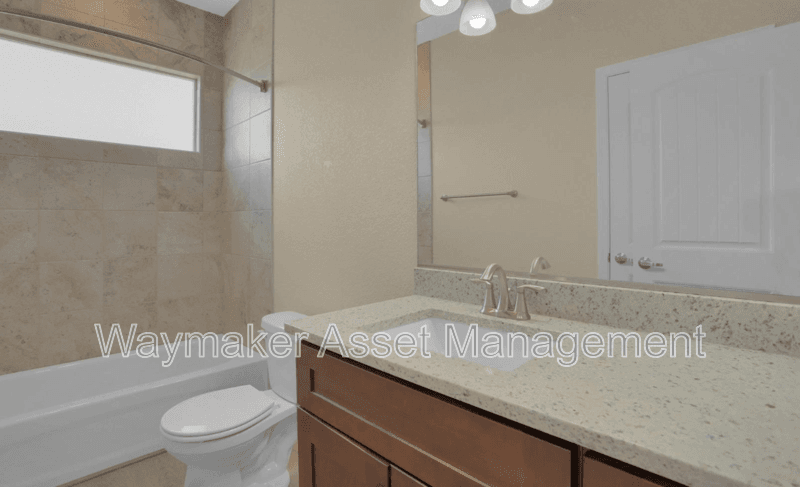 Peyton House: 6594 Gelbvieh Road