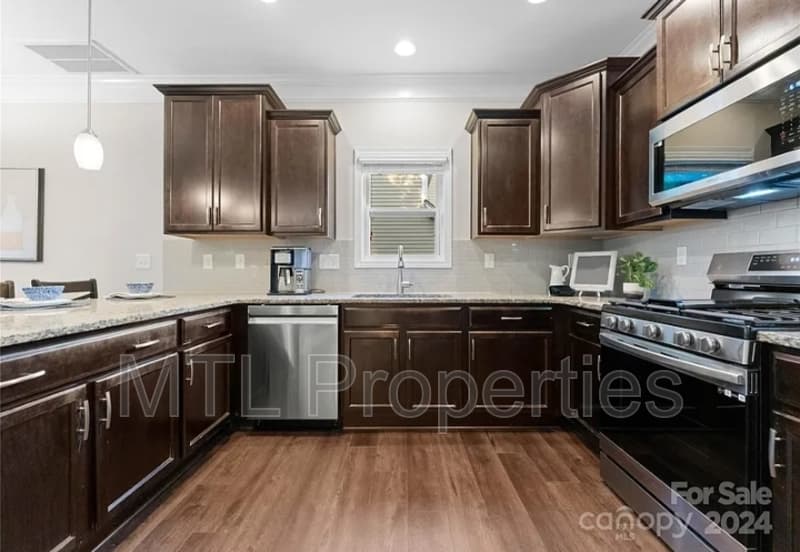 Fort Mill House: 3042 Collin House Drive