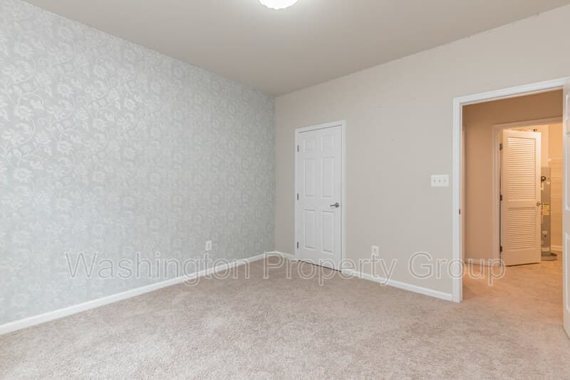 Elkridge Condo: 7114 Daniel John Dr