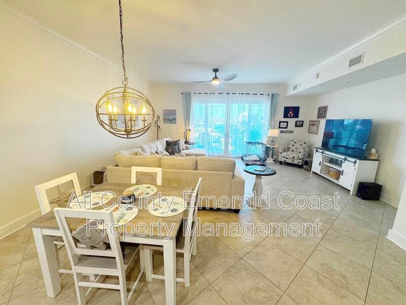 Destin Condo: 211 Durango Road