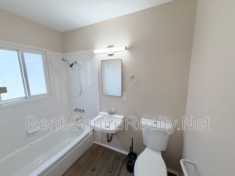 Azusa Condo: 840 N. Angeleno Ave
