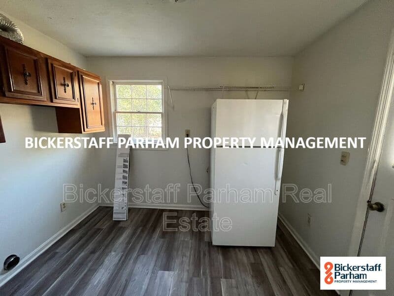 Columbus House: 1919 43rd Street
