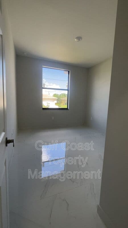 Cape Coral House: 1114 NW 22nd Terrace