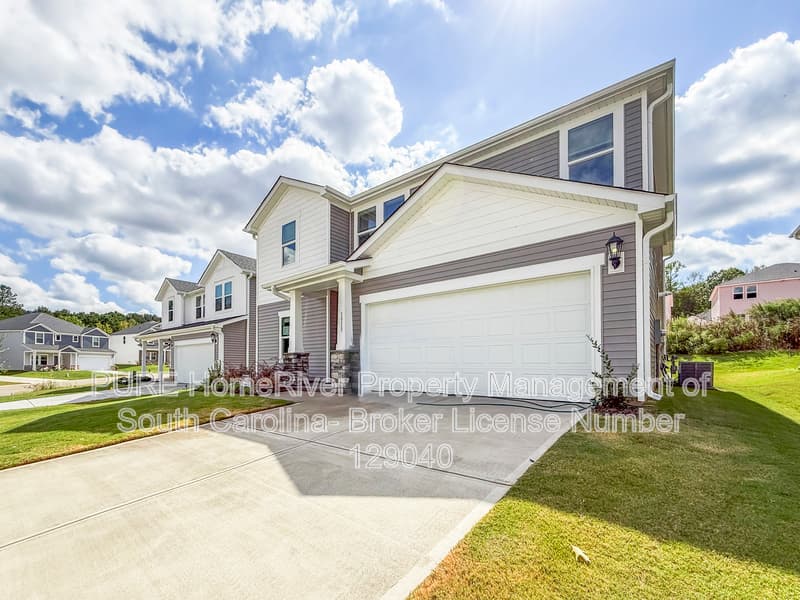 Moore House: 1513 Switchback Cir