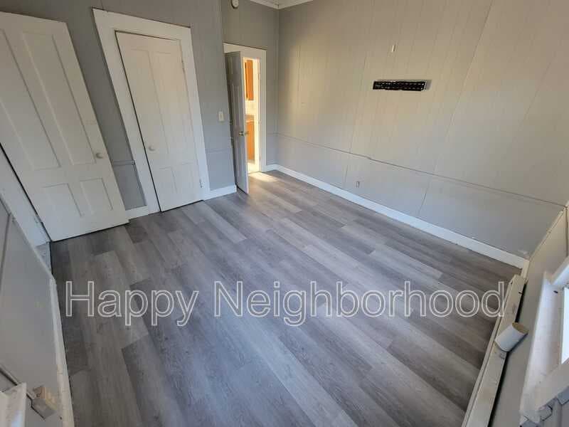 Meriden House: 115 New HanoverUnit 1