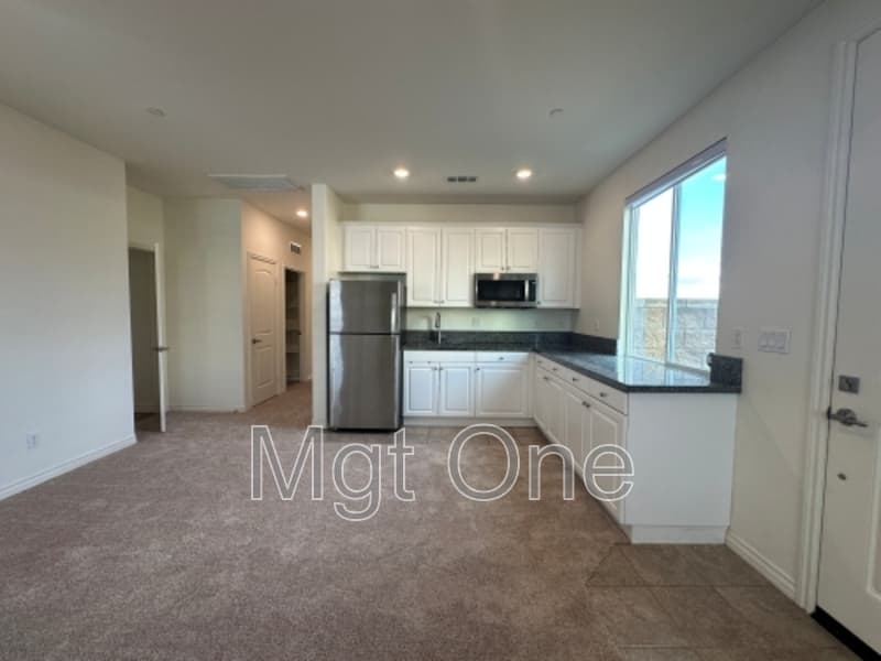 Riverside House: 16623 Key Lime Boulevard