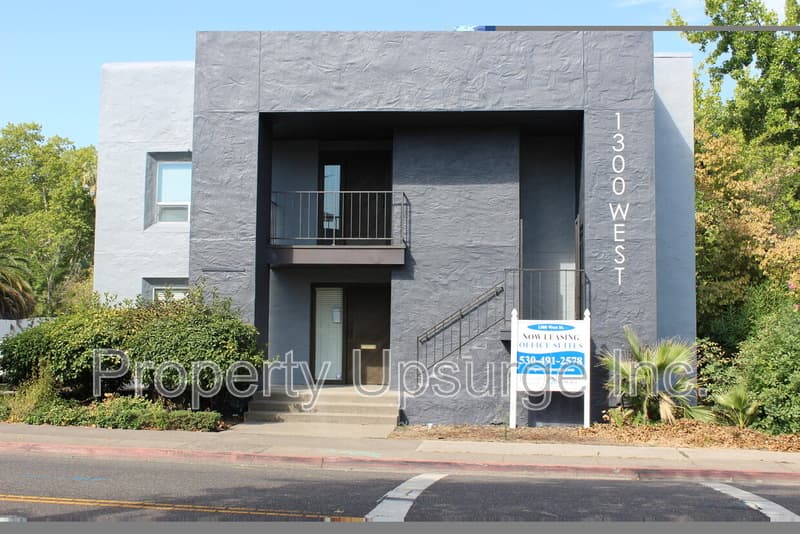 Redding House: 1300 West Street - 208