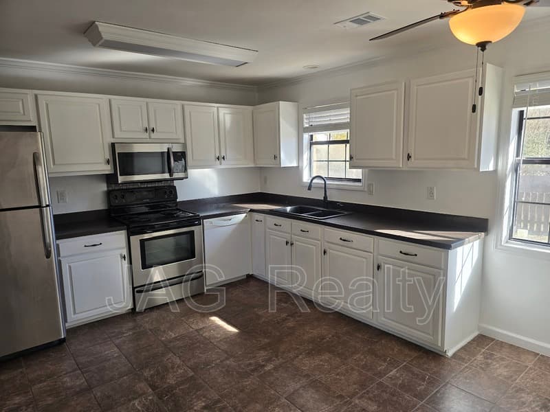 Indian Trail House: 4904 West Street