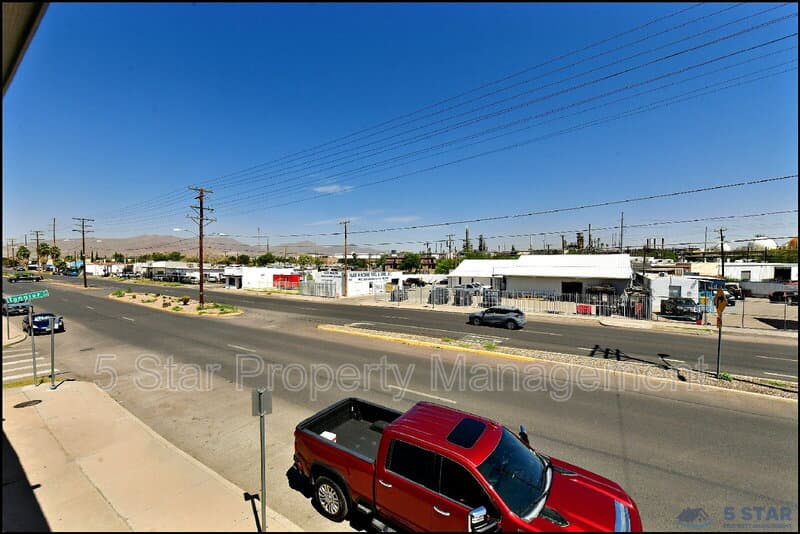 El Paso Condo: 6806 Alameda Ave