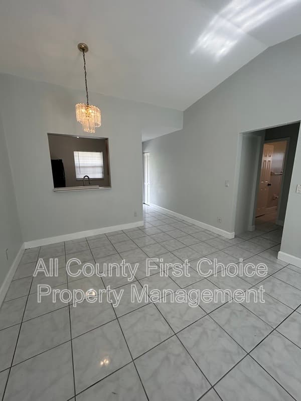 St. Petersburg Condo: 3621 35th St N