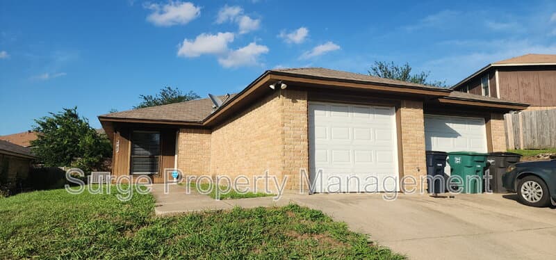 Fort Worth Condo: 6721 Loma Vista Drive