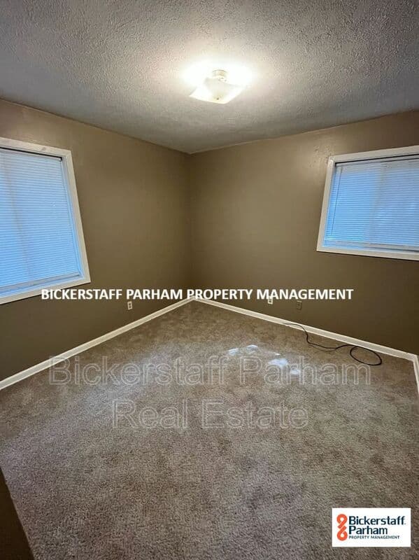Columbus House: 751 Baxley Way