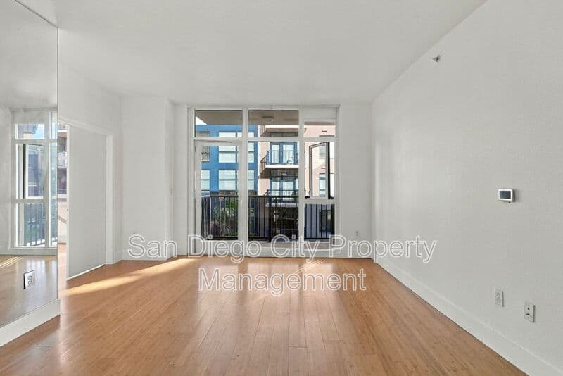 San Diego House: 530 K Street