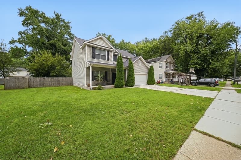 Norfolk House: 1014 Avenue H