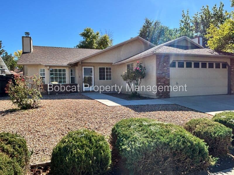 Carson City House: 707 Armory Ln
