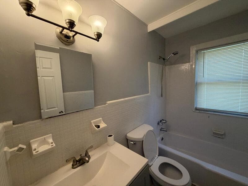 Detroit House: 18254 Mansfield Street