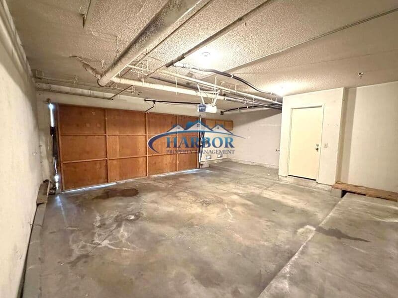 Long Beach Townhome: 533 Walnut Avenue
