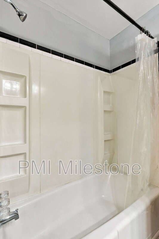 Greencastle House: 105 W Walter Ave
