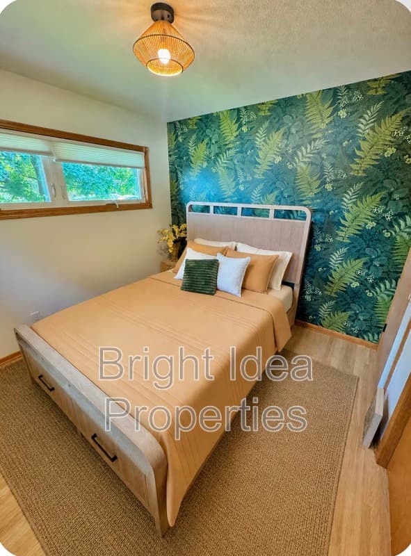 Saint Paul House: 896 Hadley Lane North