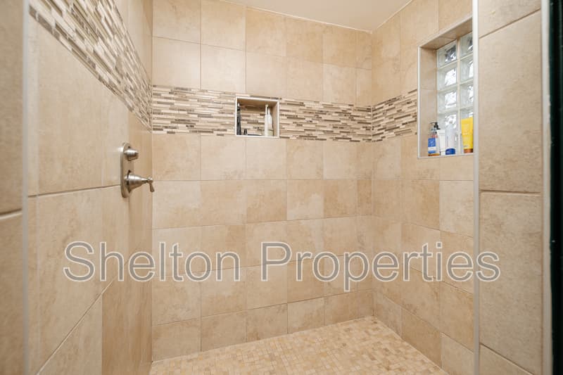 Phoenix House: 1731 W Highland Ave