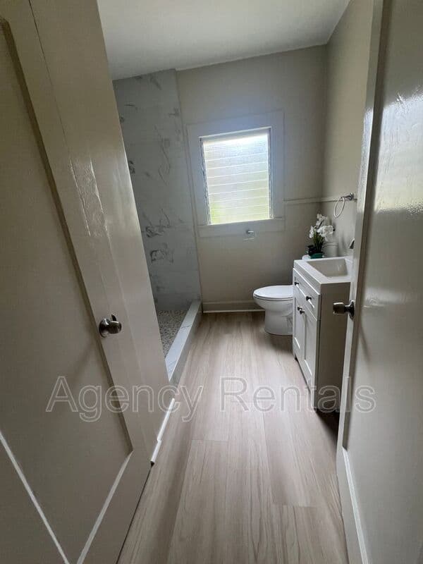 Honolulu Condo: 2835 & 2841 Kolowalu St