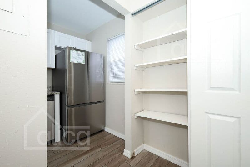 Orlando House: 4746 Cepeda St