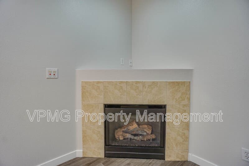 Vancouver Townhome: 2839 NE Stapleton Rd