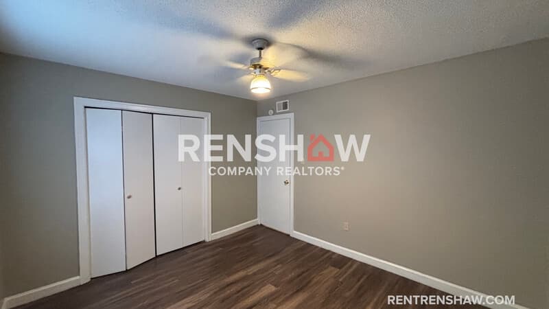 Memphis Condo: 3212 Thirteen Colony Mall 4b