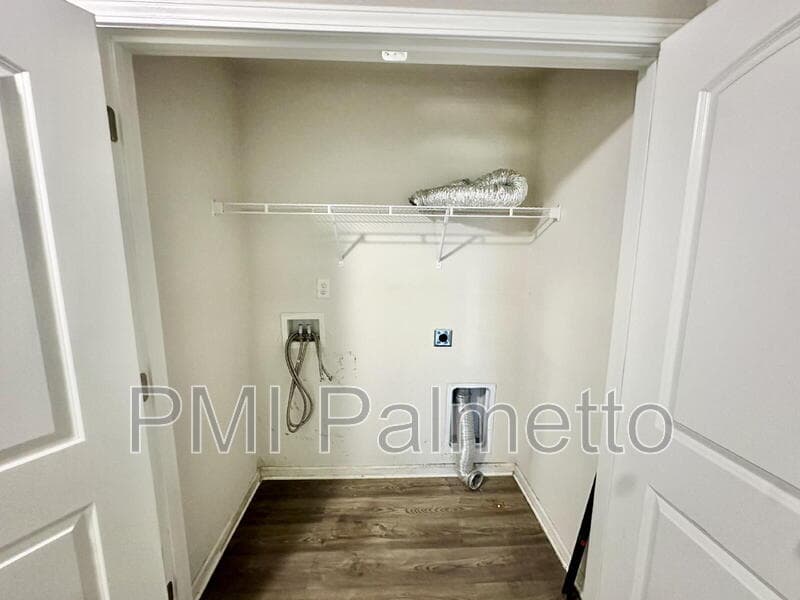 Columbia House: 333 Briercliff Drive