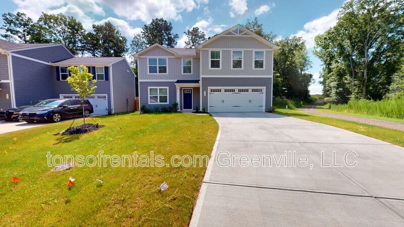 Greenville House: 848 Throckmorton Ct.