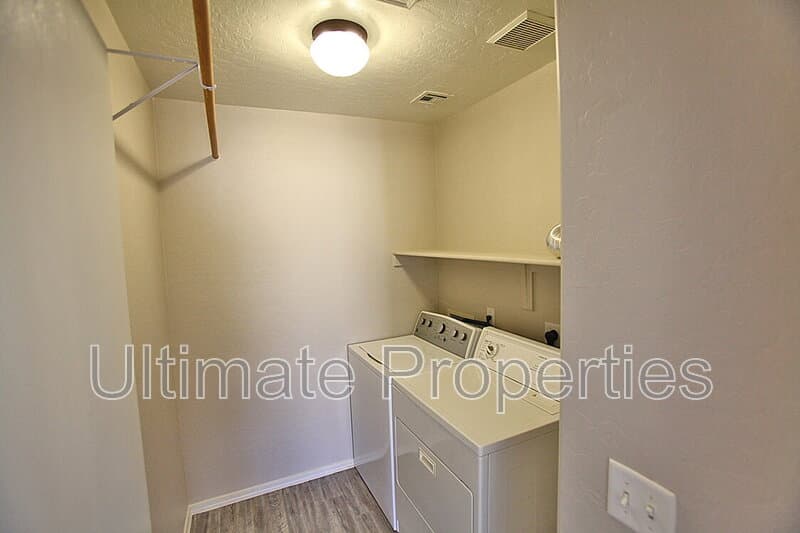 Litchfield Park House: 6132 N Florence Ave