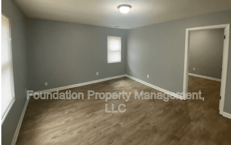 Memphis House: 2605 Whitman Avenue