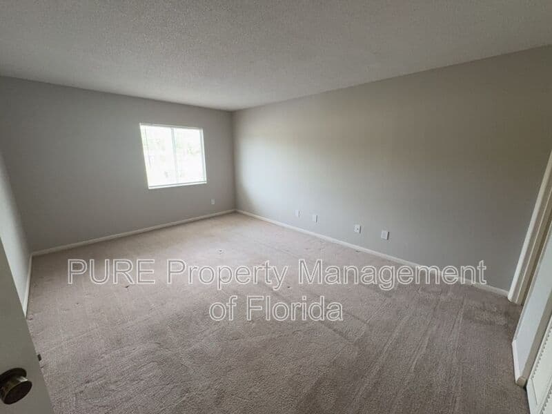 Ocala House: 549 Fairways Drive
