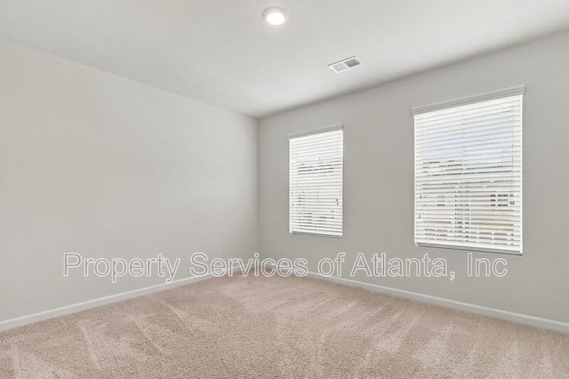 Flowery Branch House: 5313 Melbourne Ln