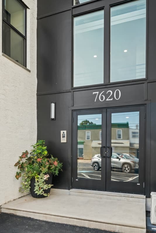 Philadelphia Condo: 7620 Ridge Avenue - 12