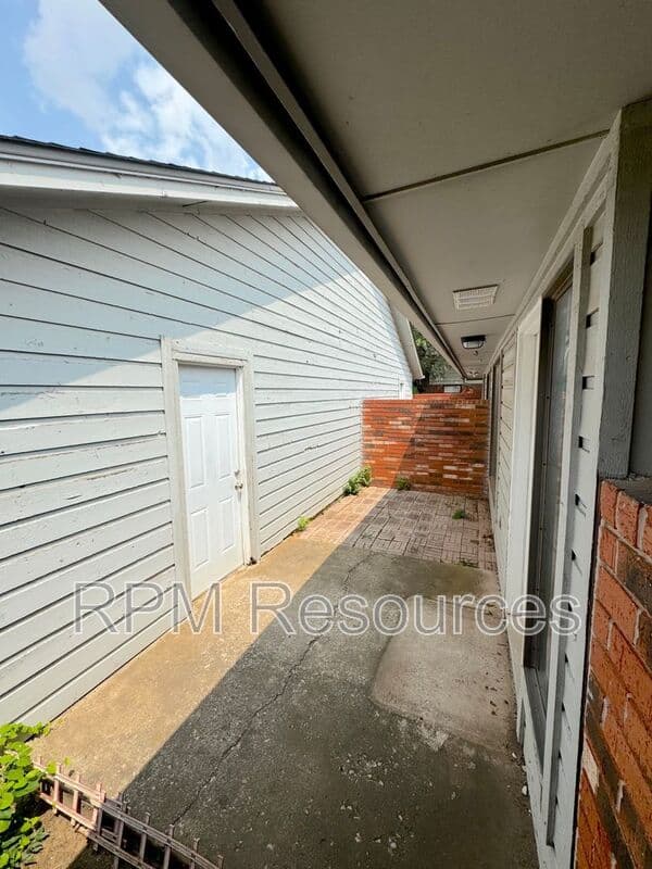 Oklahoma City Condo: 10900 Greystone