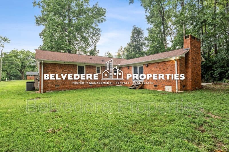 Greensboro House: 3931 Manila Road