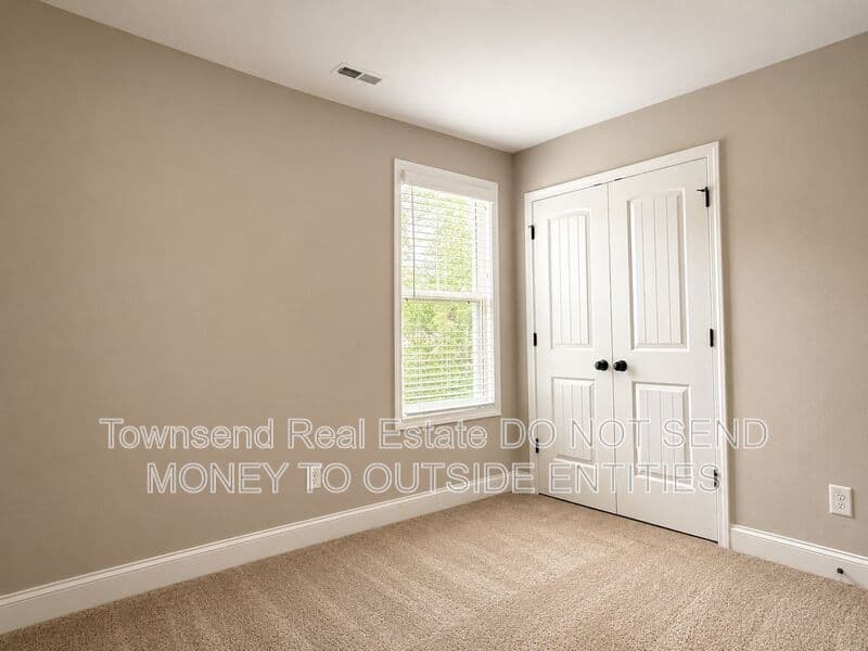 Stedman House: 621 Blawell Circle