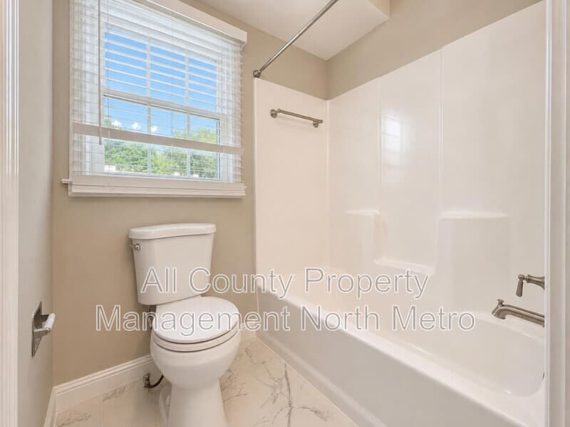 Roswell Townhome: 130 Holcomb Ferry Road