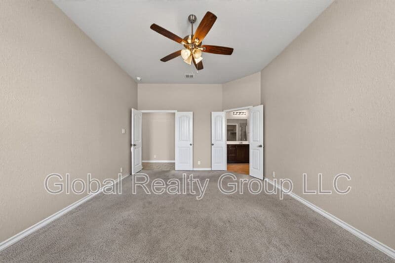 San Antonio House: 14918 Goldfinch Wy