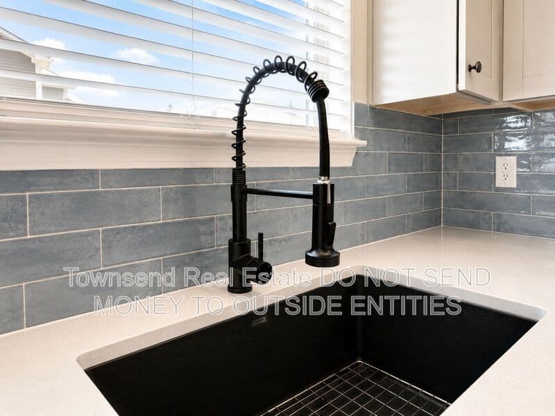 Fayetteville House: 1716 Nesting Trail Dr.
