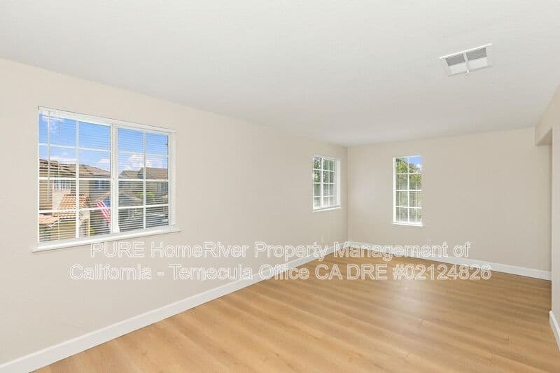 Murrieta House: 29382 Taos Cir